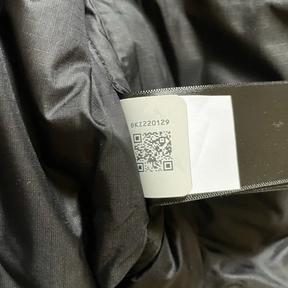 The North Face Men’s Head Of Sky Lhotse Himalayas 700 Down Parka - Picture 10 of 10